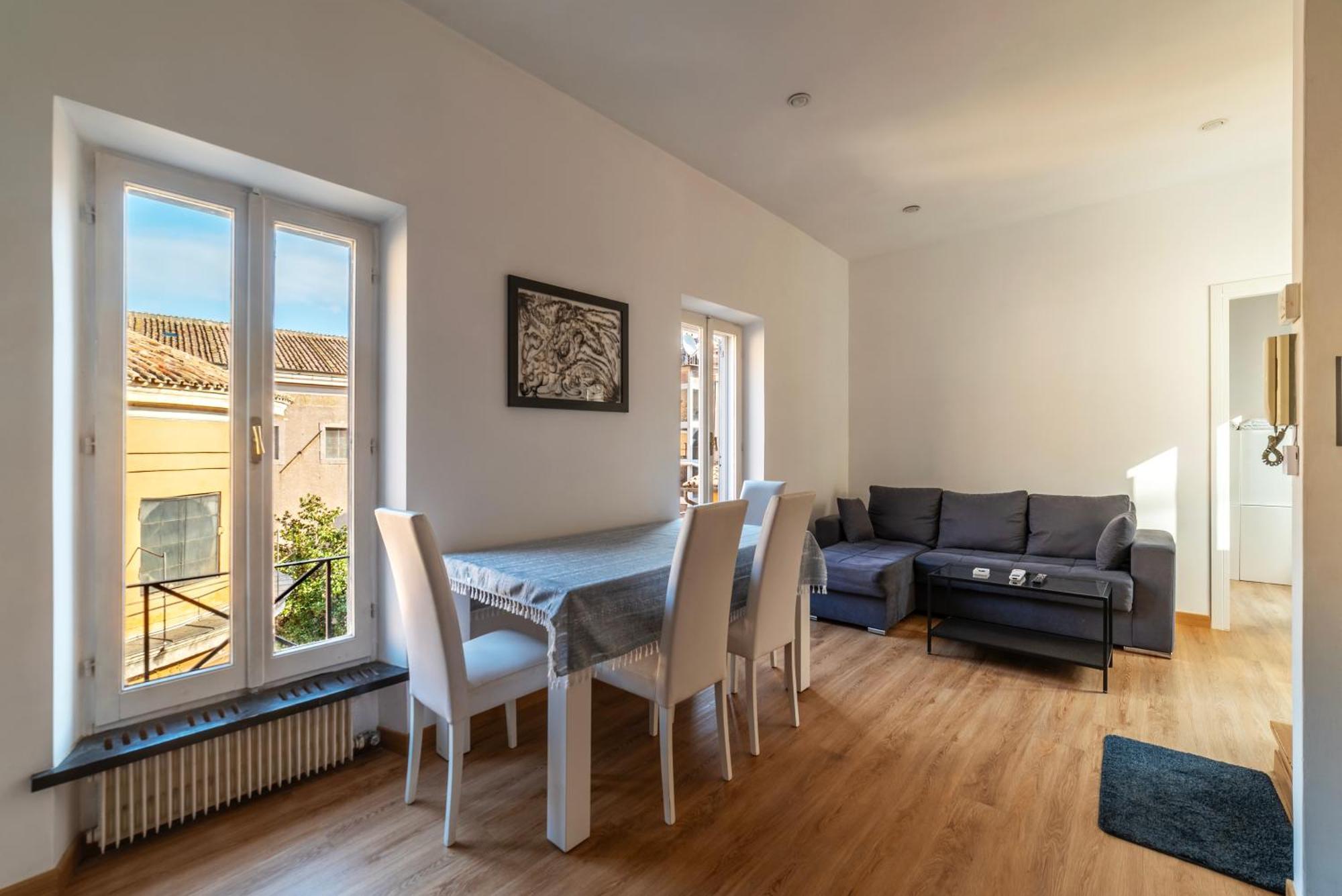 Apartment Via Del Pie Di Marmo Private Apartment Rom