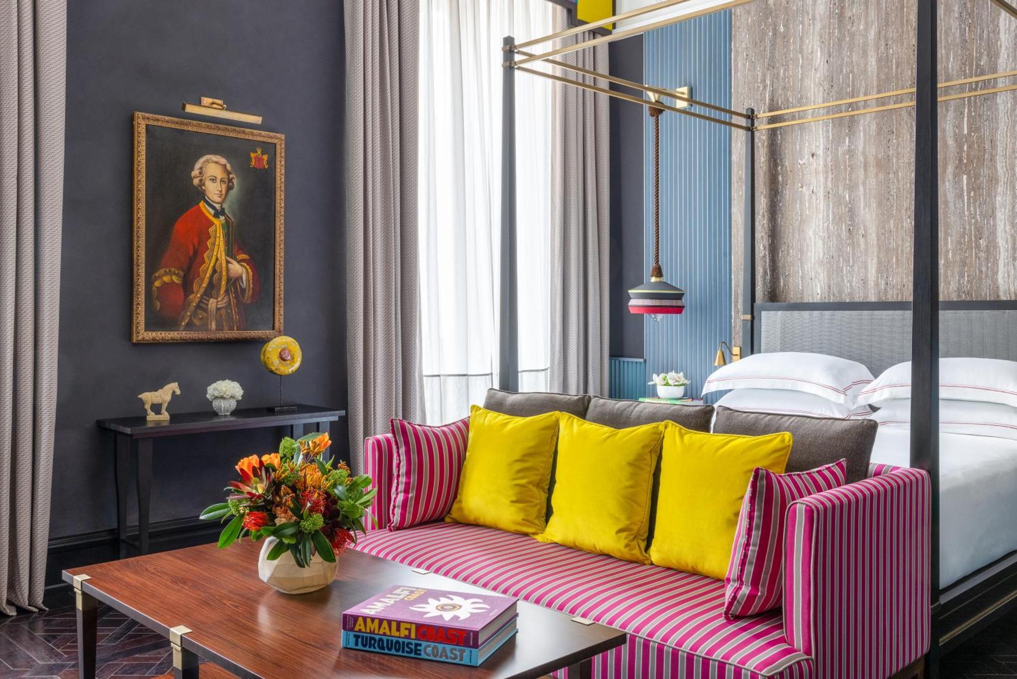 Palazzo - The Leading Of The World