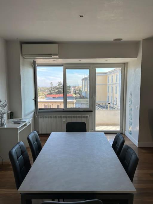 Luxury House481 Apartment