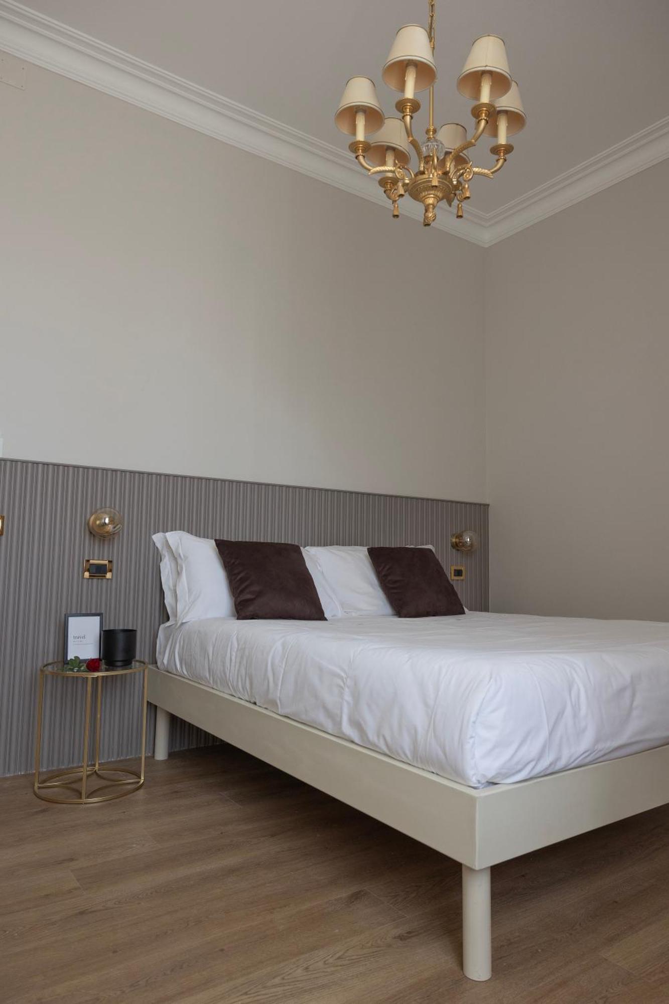 Tiburtina 86 Luxury Gjestgiverier *