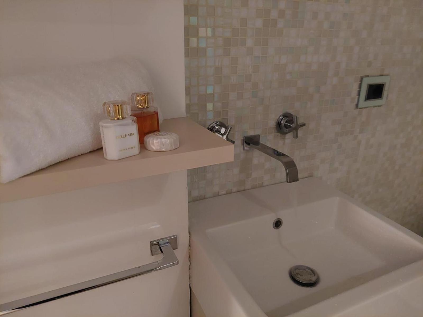 Apartment La Dimora Di Rom