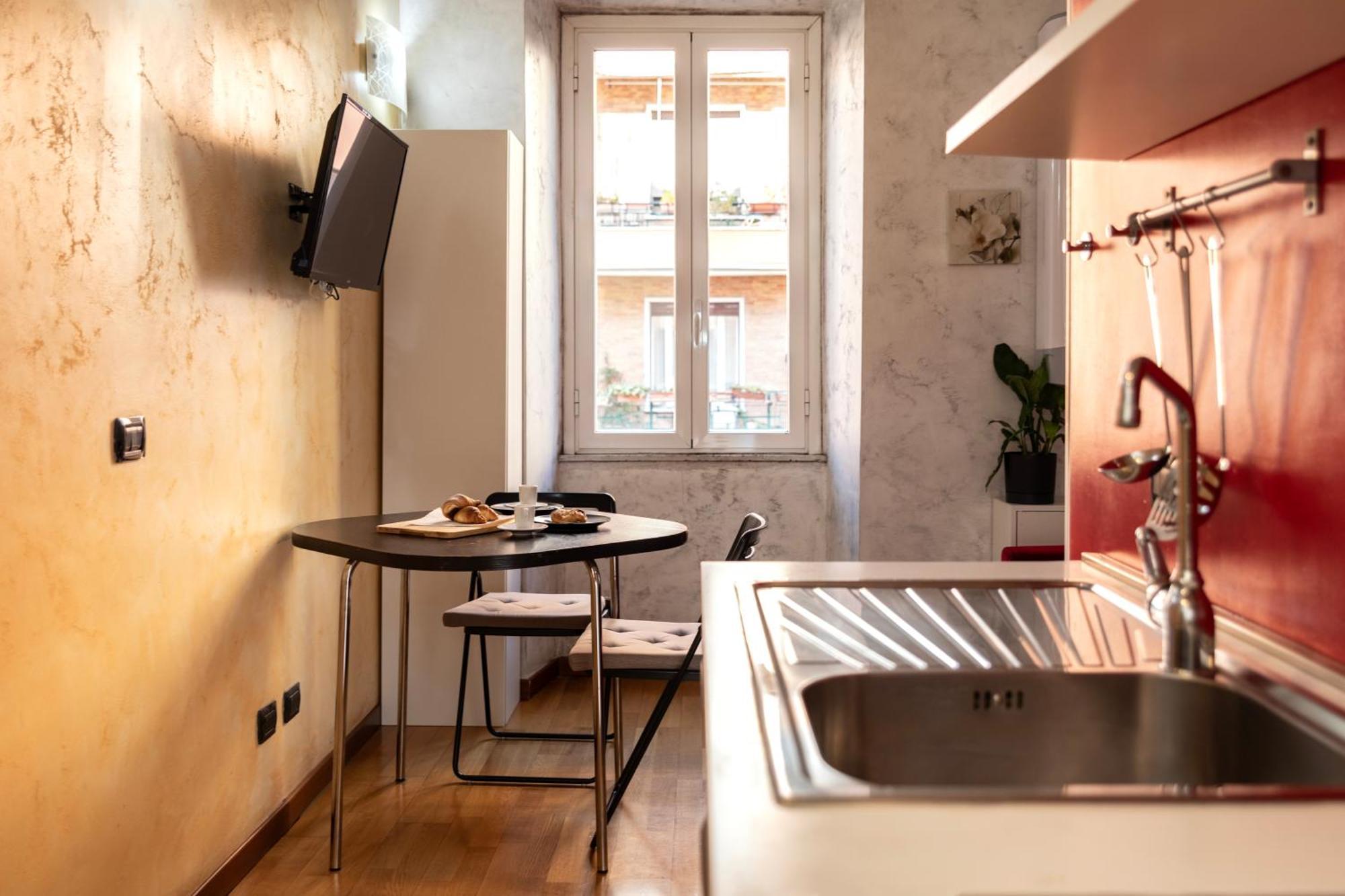Dulcis In Colosseo Apartamento *