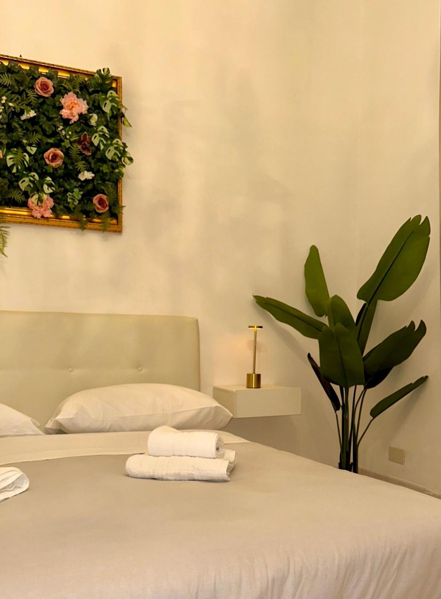 Golden Luxury - San Giovanni - 10 Min To Basilica Of San Giovanni - 25 Min To Colosseum Roma