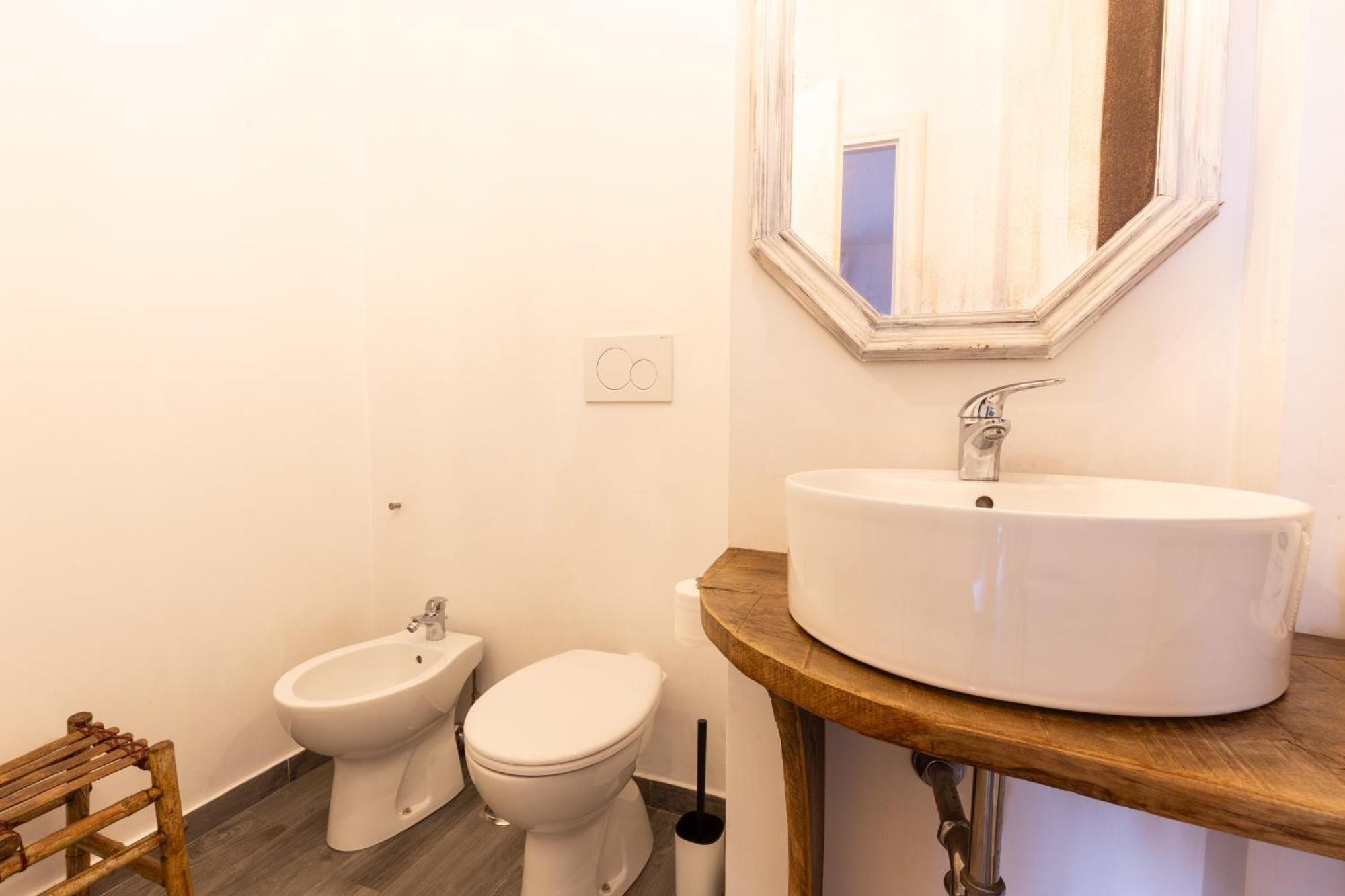 Sunny Charming 3 Bdr, 3bath Roma