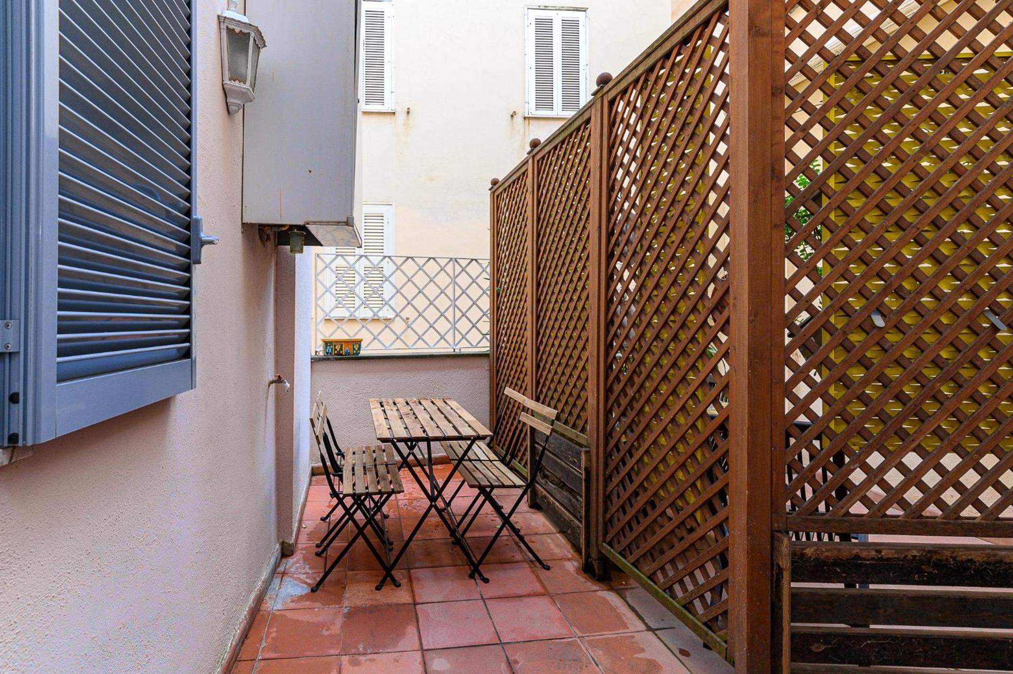 Colosseum With Terrace By Ndp Rent Apartamento