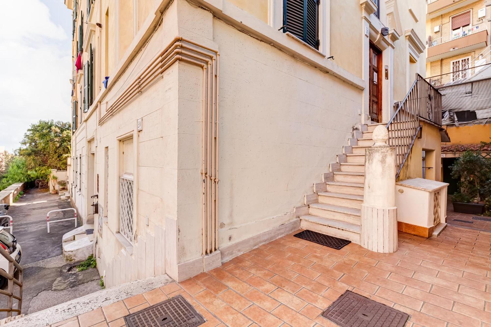 Vicolo Sereno Rome
