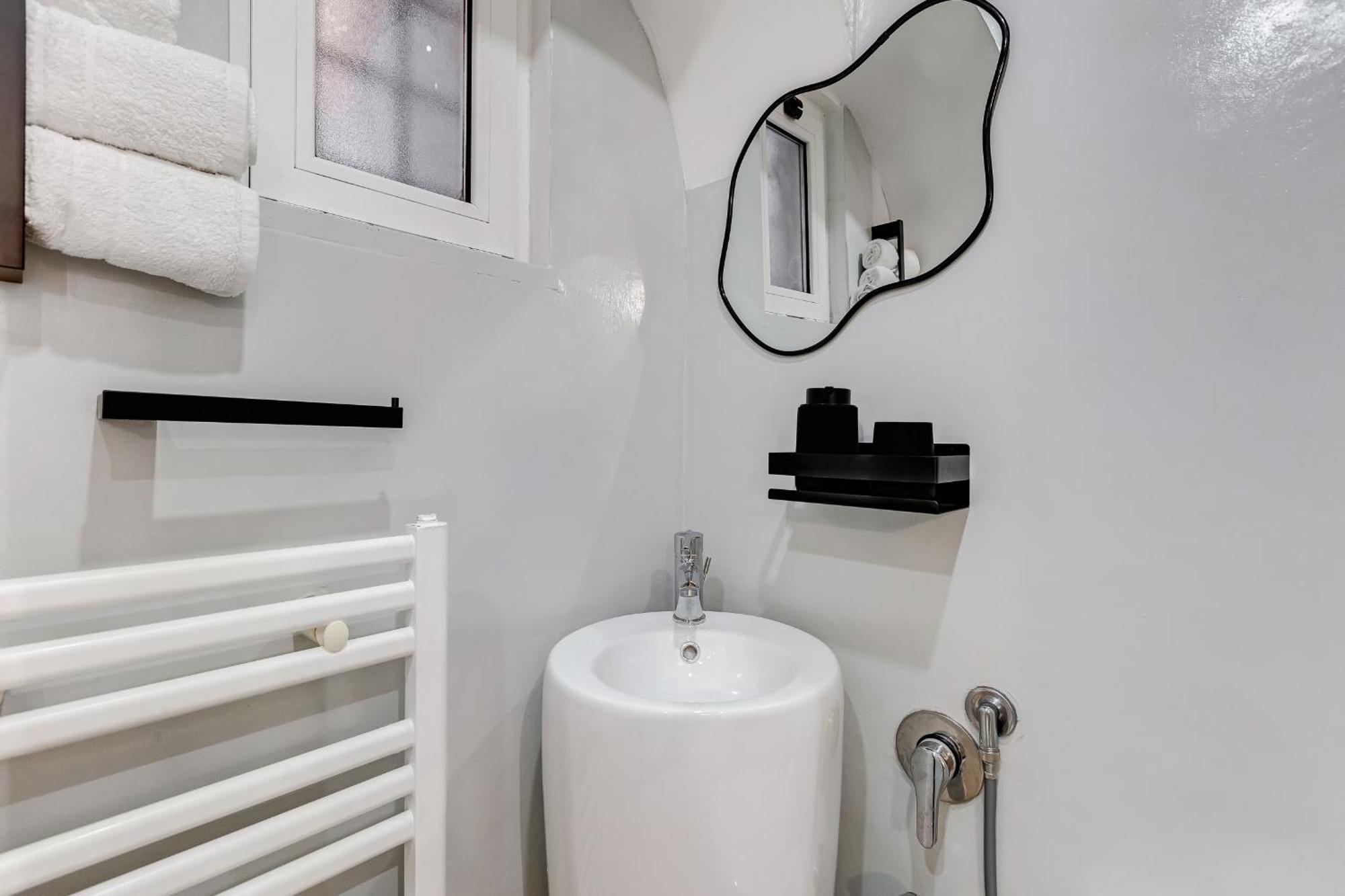 Vicolo Sereno Apartment *