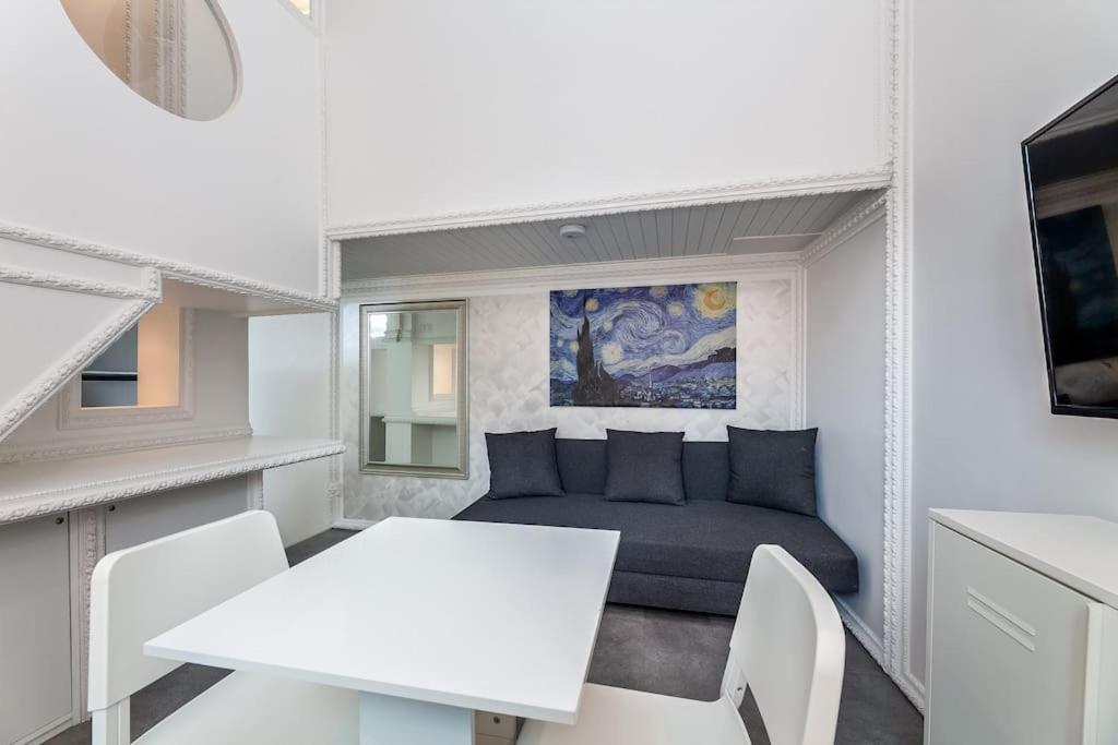 Condotti Roma