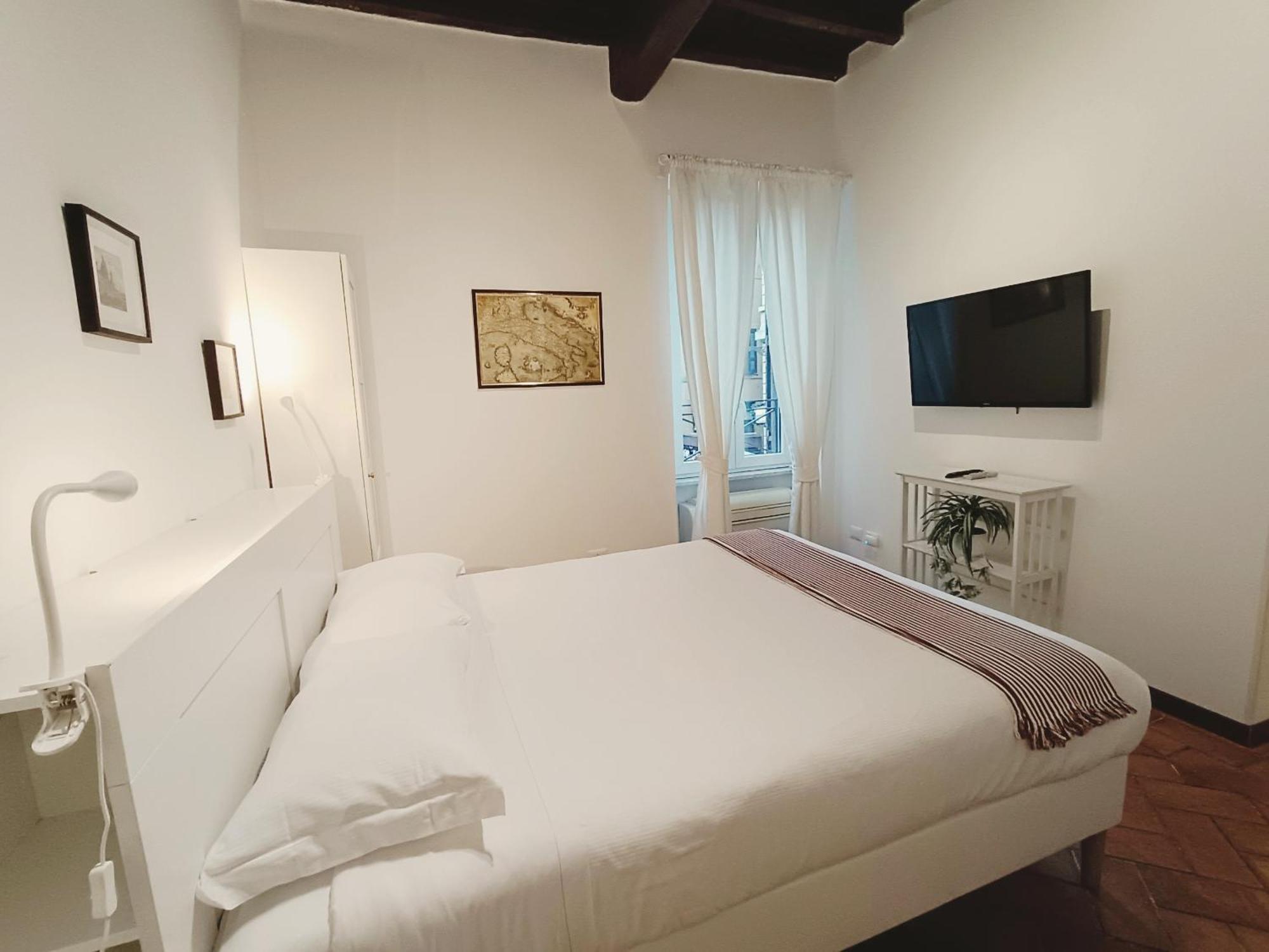 Gjestgiverier Piccolo Trevi 3*