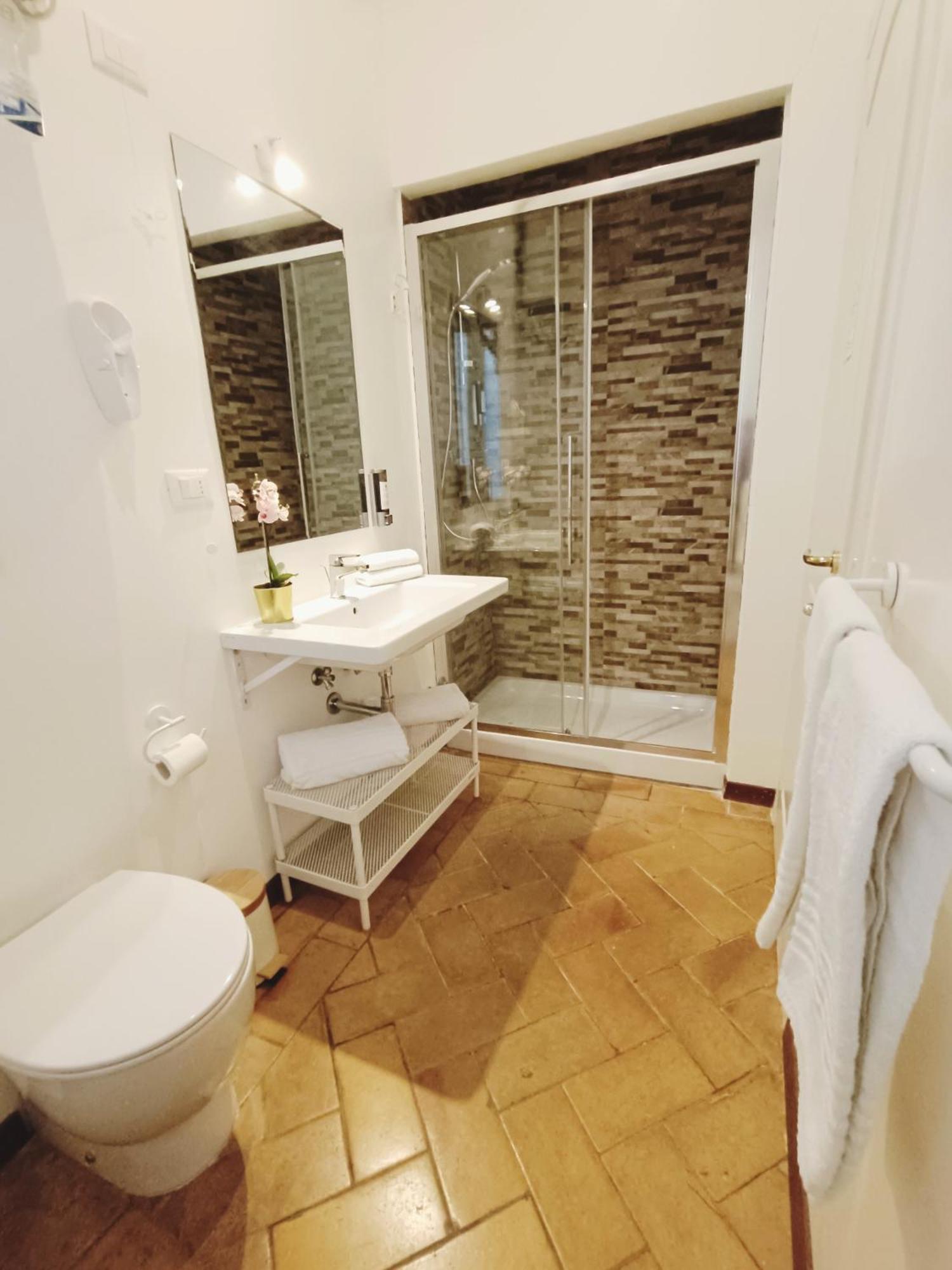 Piccolo Trevi Gjestgiverier Roma