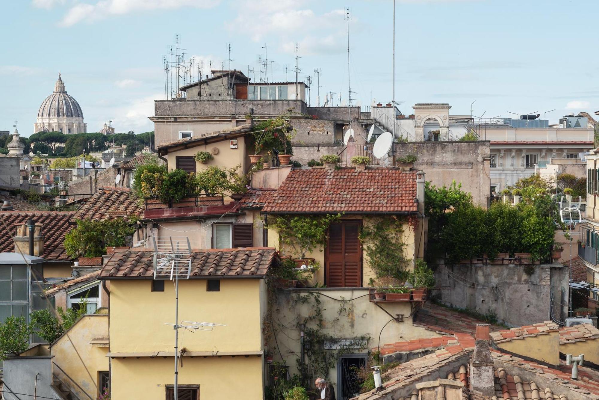 With Terrace In Via Del Pellegrino - Fromhometorome