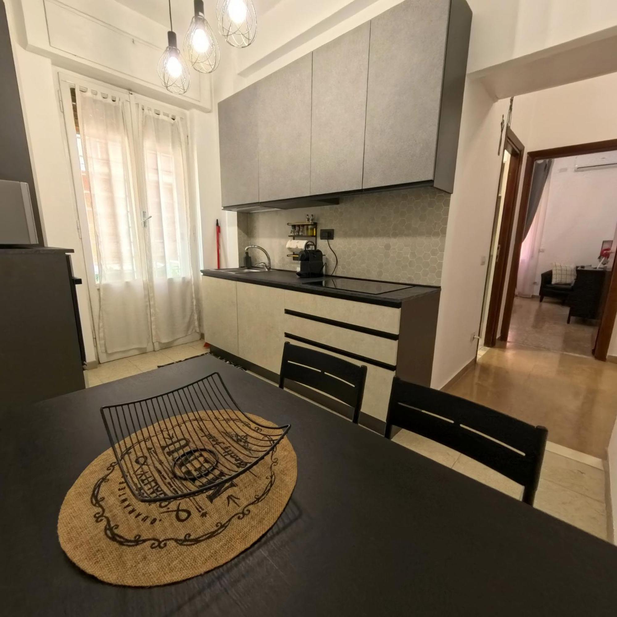 La Casetta Ai Colli - Vicino Metro A Apartamento