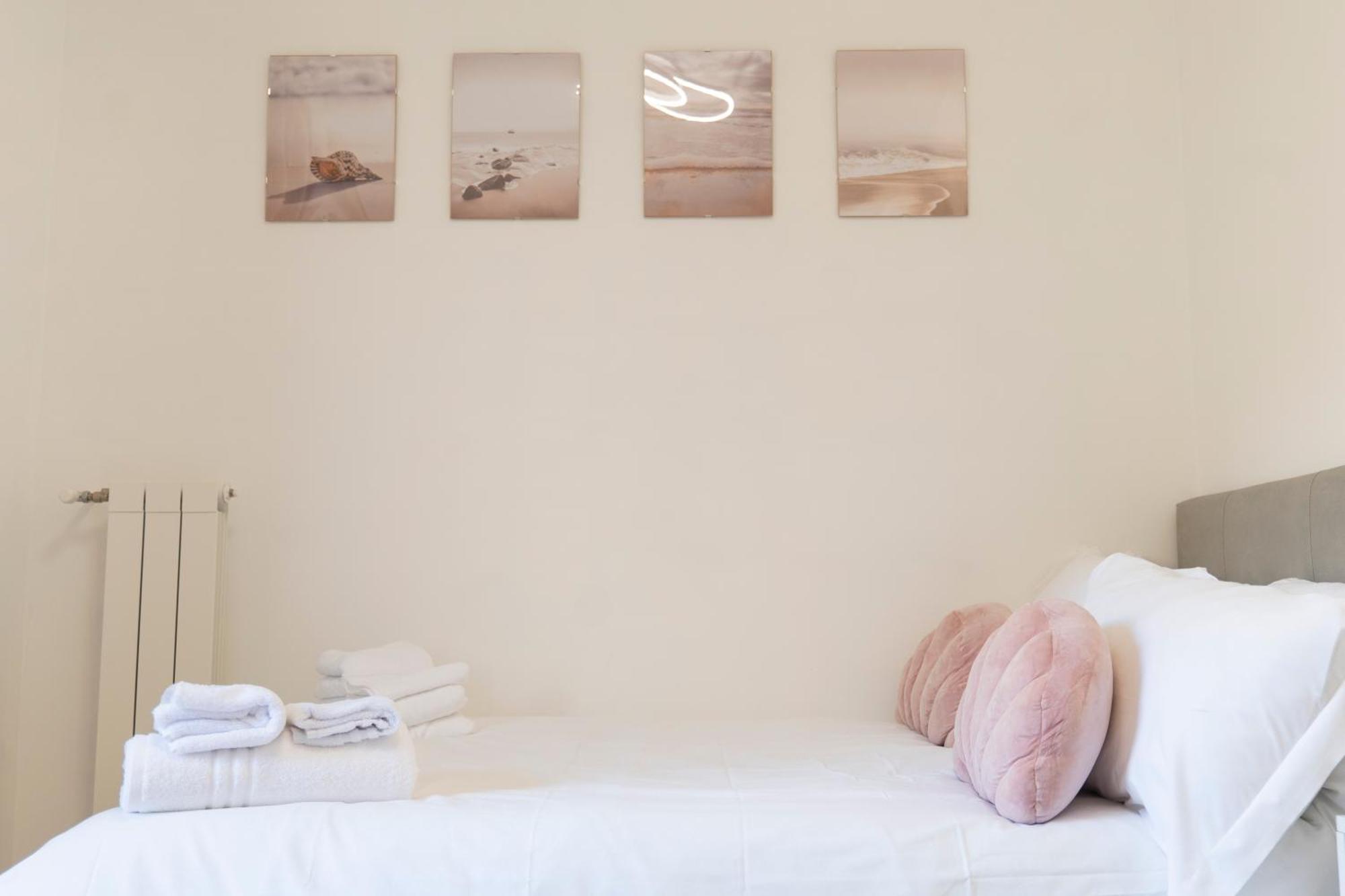 Cocoon House * Roma
