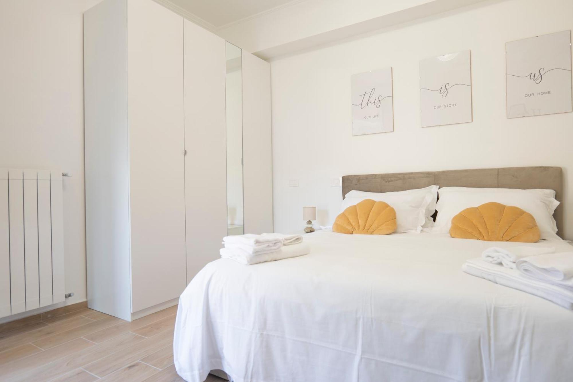 Cocoon House * Roma
