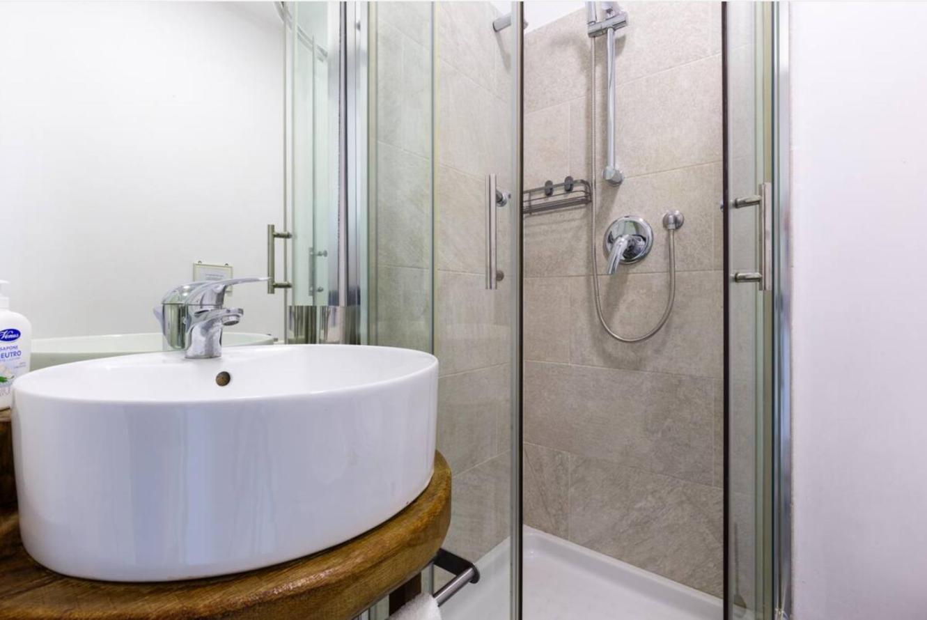 Sunny Charming 3 Bdr, 3bath Appartamento *