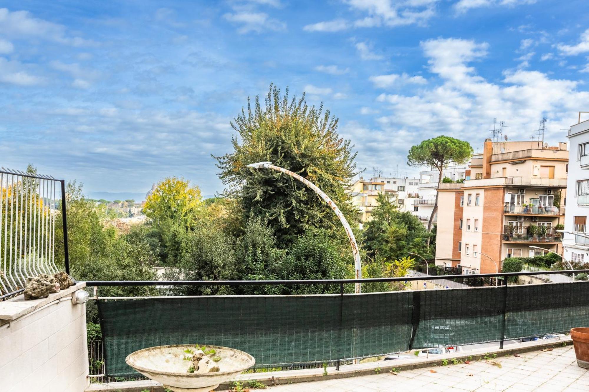 Zaira Terrace Roma