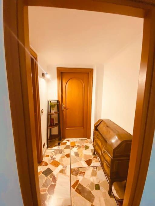 Apartamento Charming & Quiet With Private Deck Next To Metro