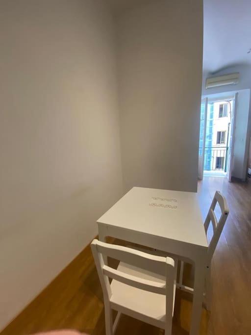 Esquilino Near Colosseum Metro Termini Apartamento Roma