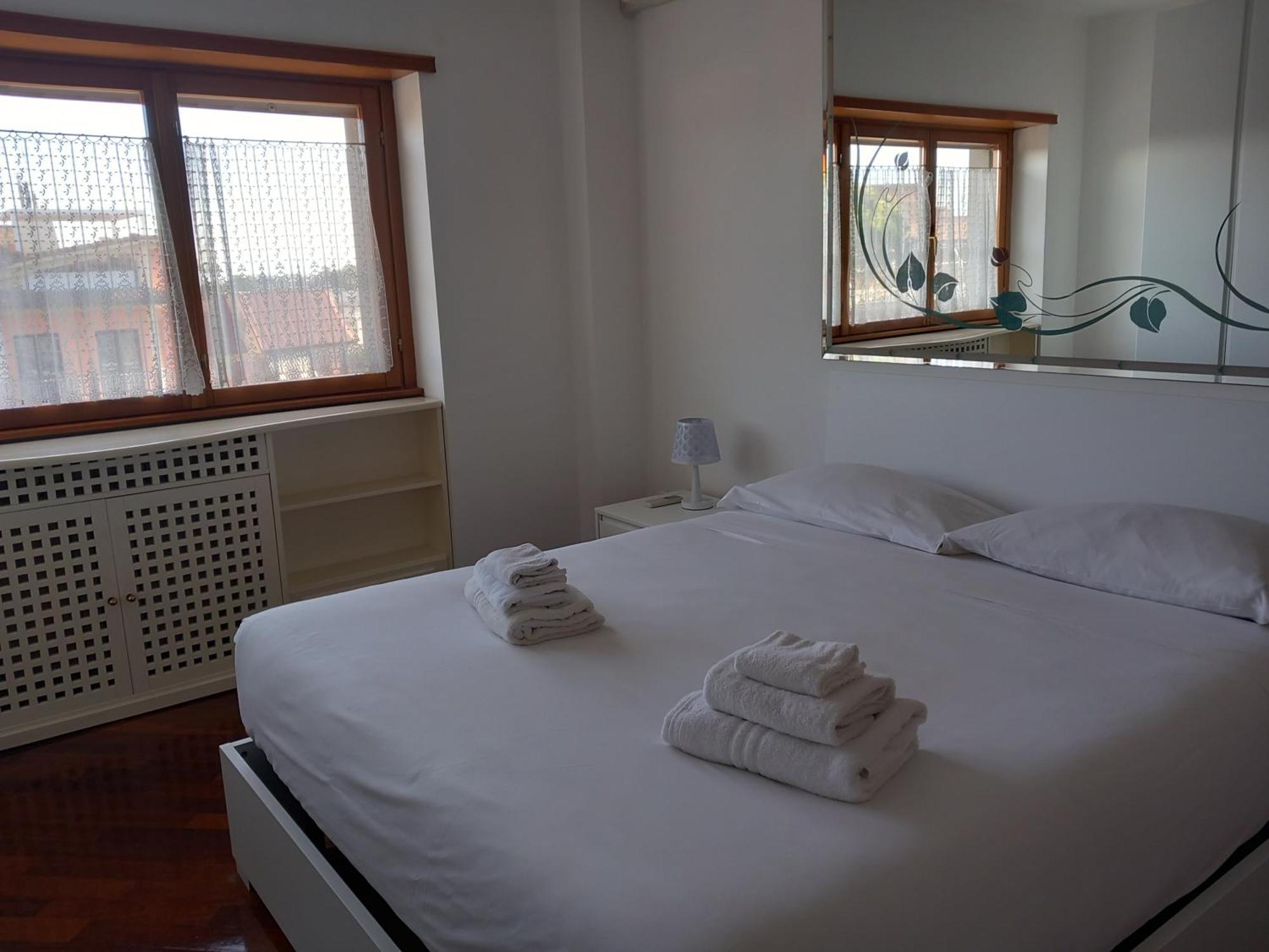 St Peter's View Penthouse Appartamento