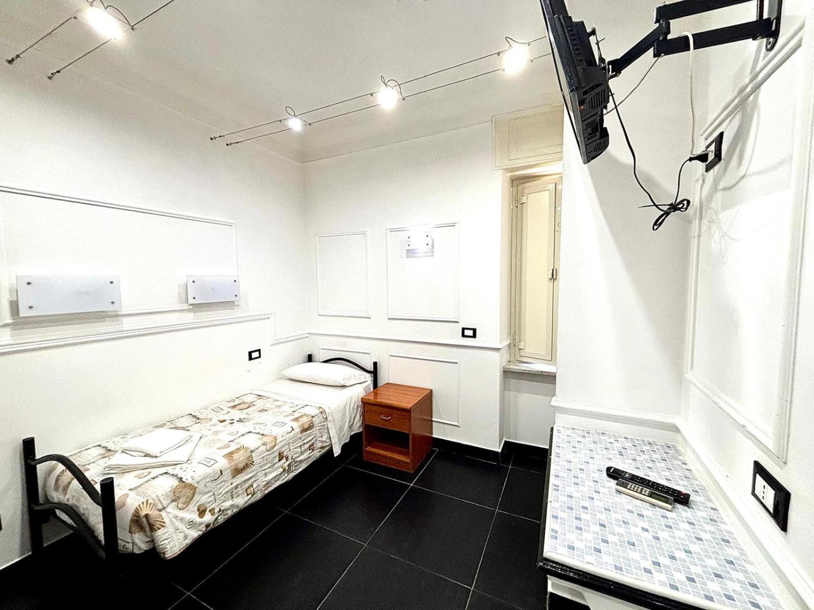 Palace Hostal