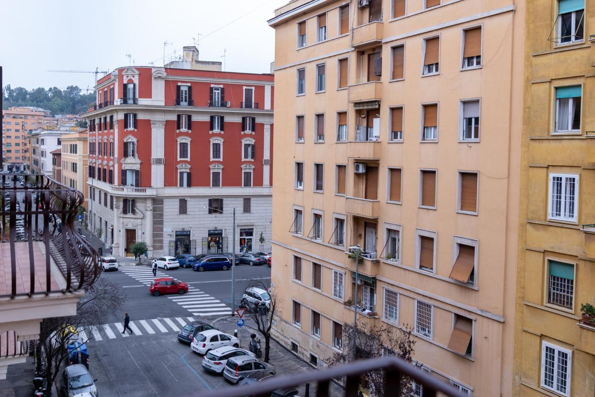 Giuliana Vatican Apartment Rom
