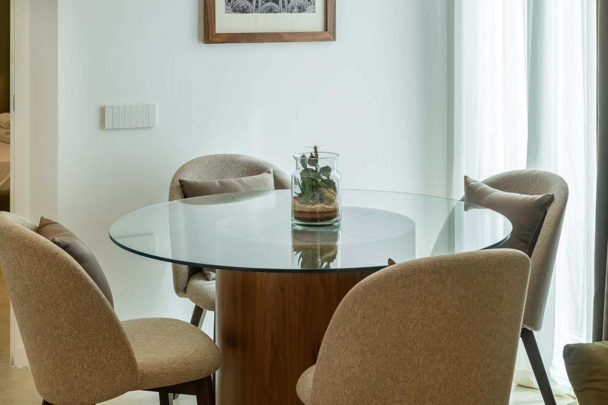 Skylife Minimalist Boutique * Rome