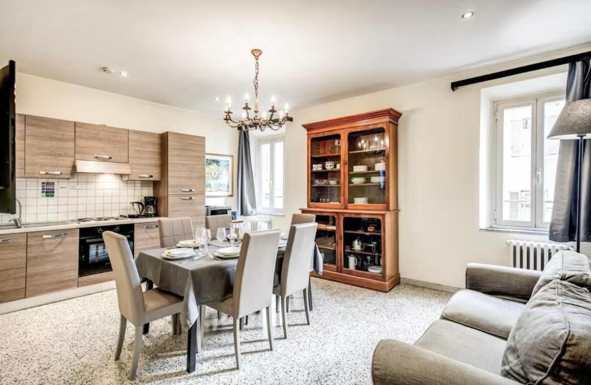 Appia Luxury Apartment *