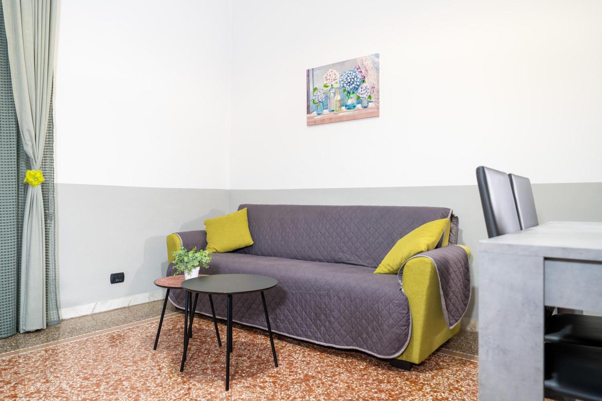 Holidayhomenazzarena Appartamento *