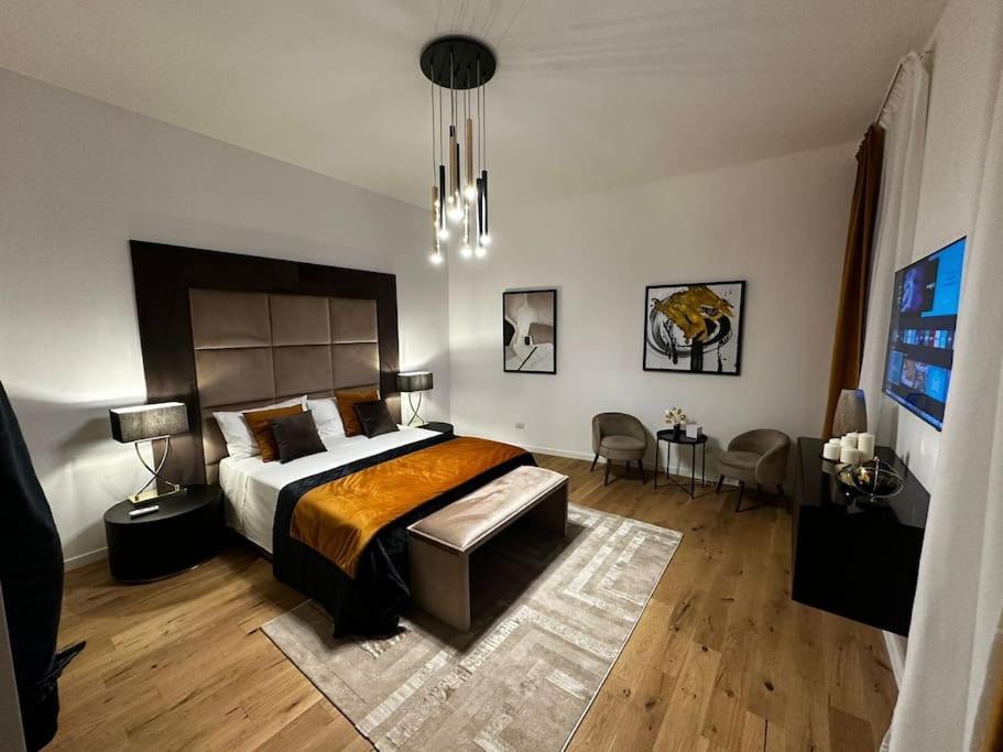 Curato Collection Roma