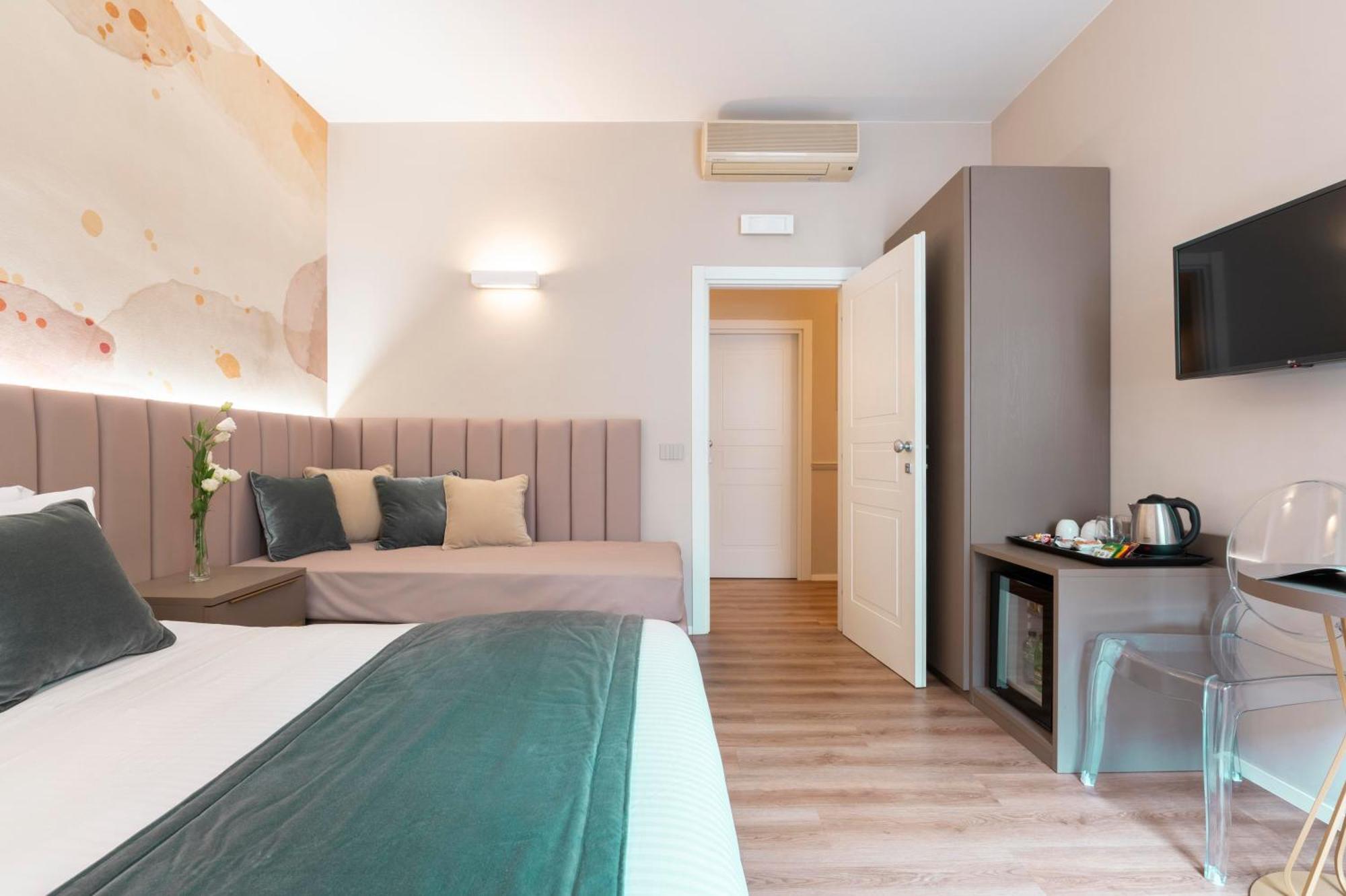 Magic Hotel