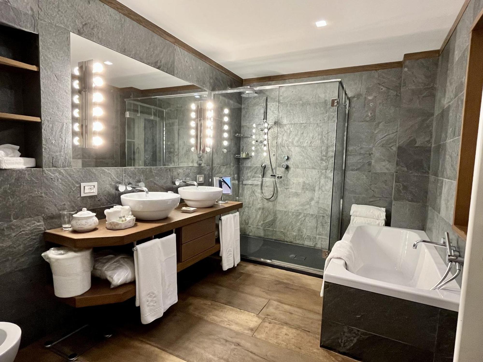 Spalletti Trivelli - Small Luxury Of The World Gjestgiverier