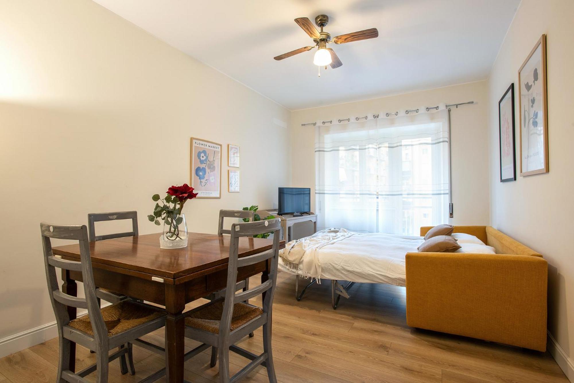 Moderno Tuscolana 2 Bdr And Living Metro A Apartamento Roma