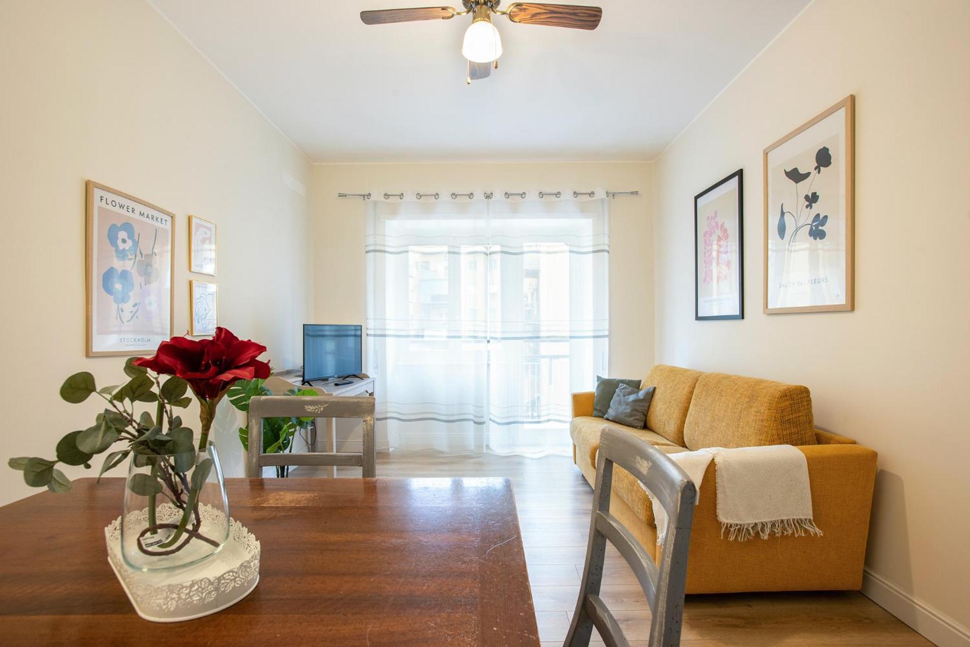 Apartamento Moderno Tuscolana 2 Bdr And Living Metro A Roma