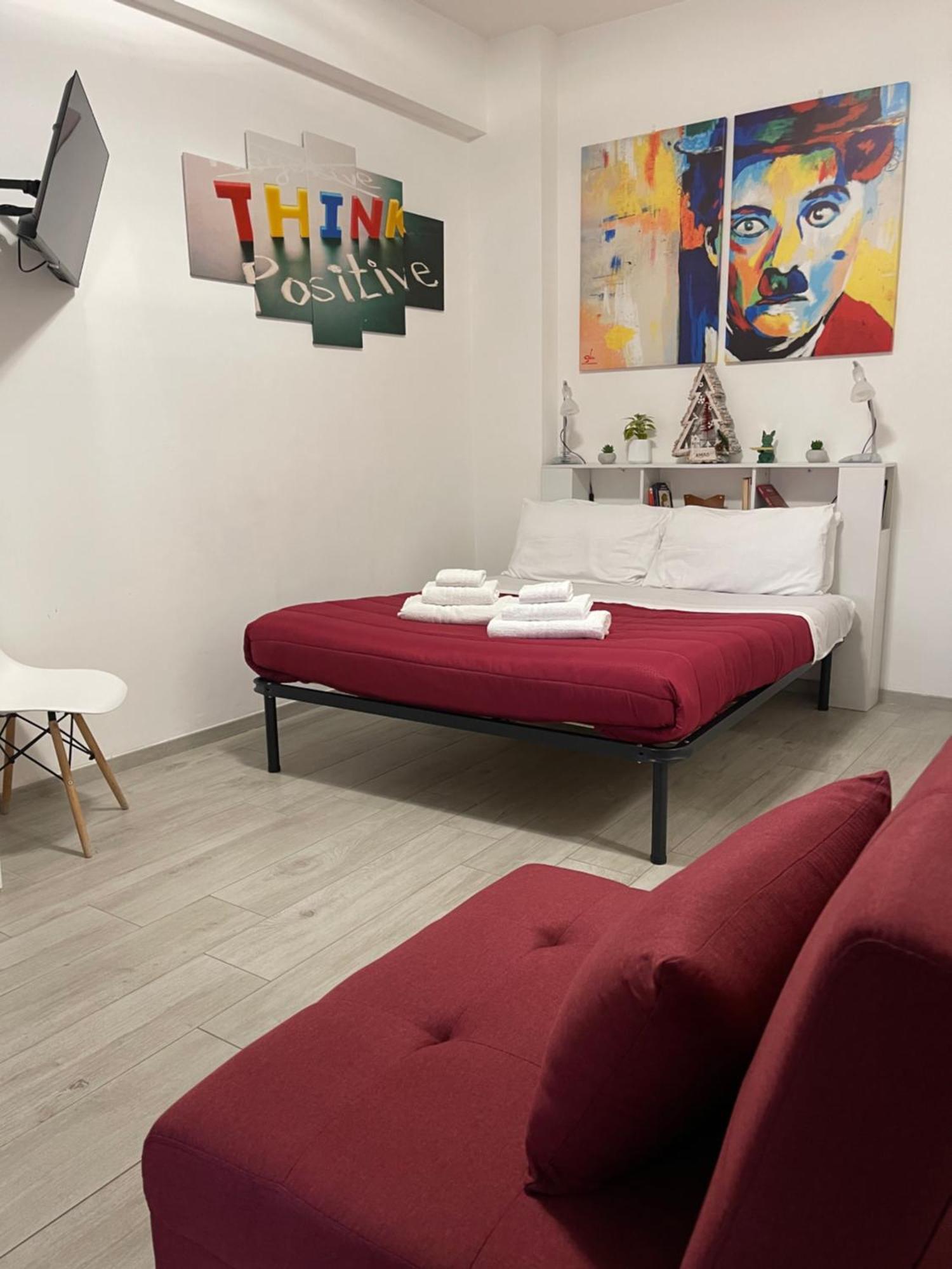 Smart - Trilocale Con Parcheggio Privato Apartamento *