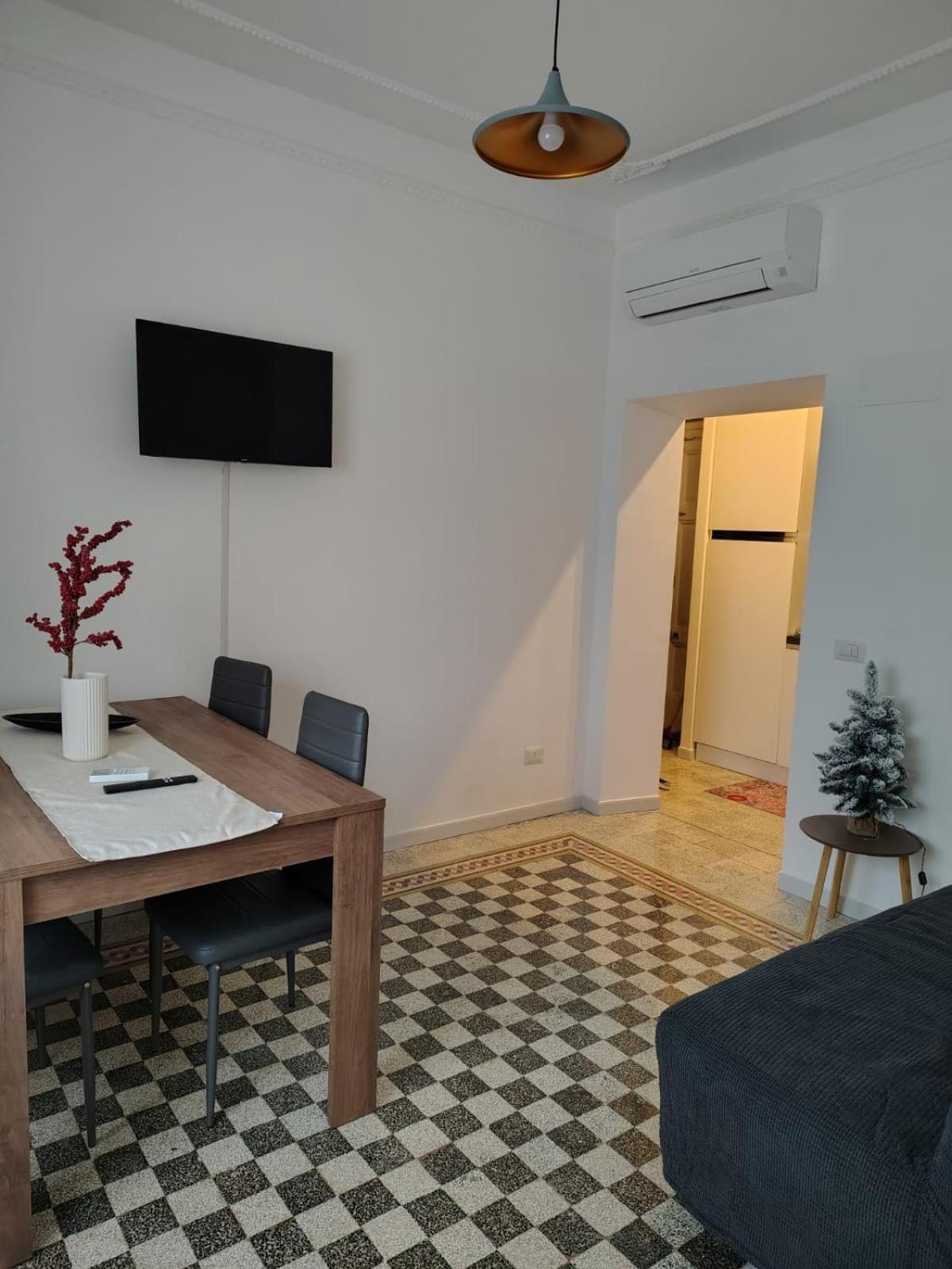 Imperia House * Roma