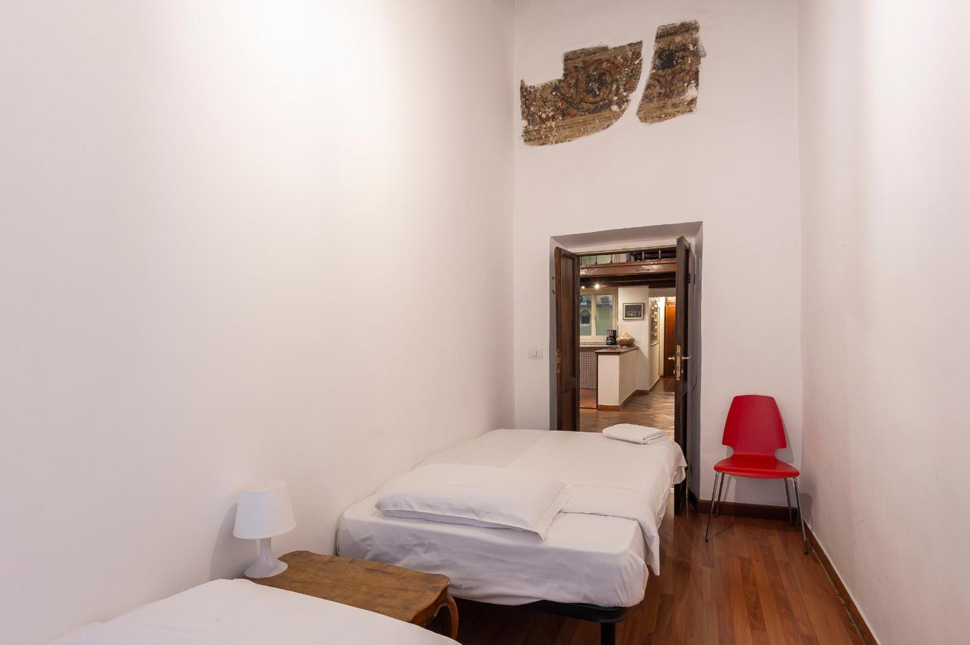 Piazza Navona Charming Large Appartamento Roma