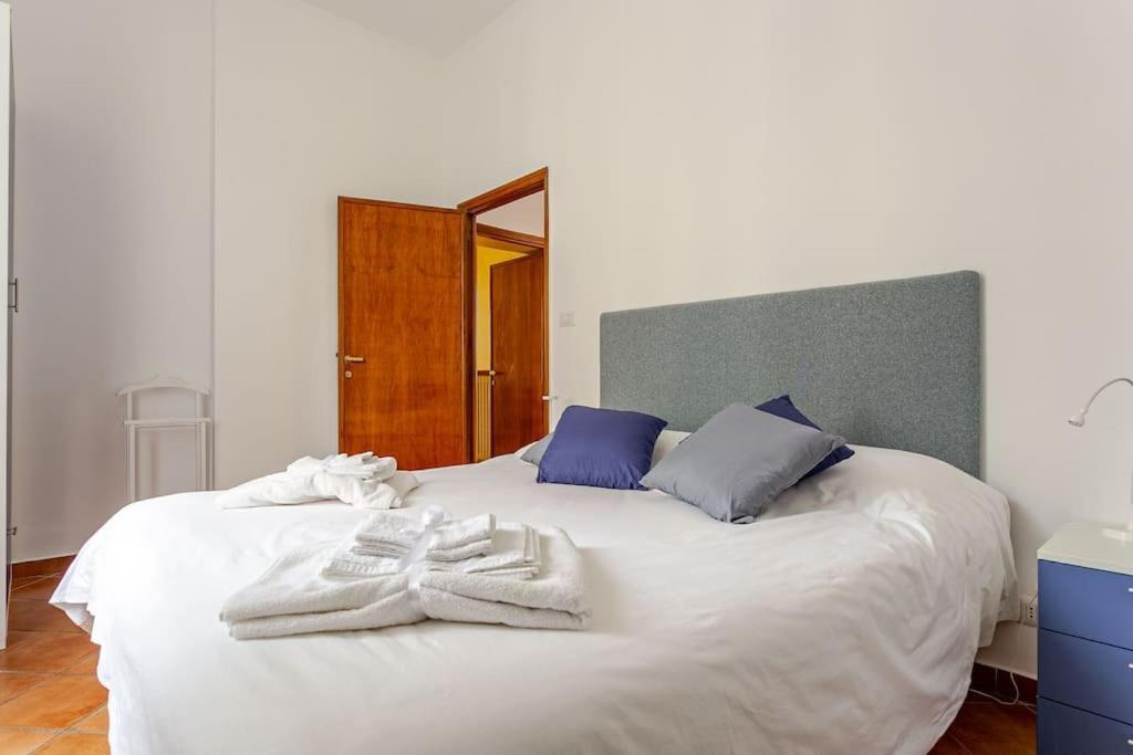 Corradi 4 With Terrace * Roma