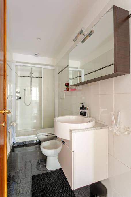 Appartamento Corradi 4 With Terrace Roma