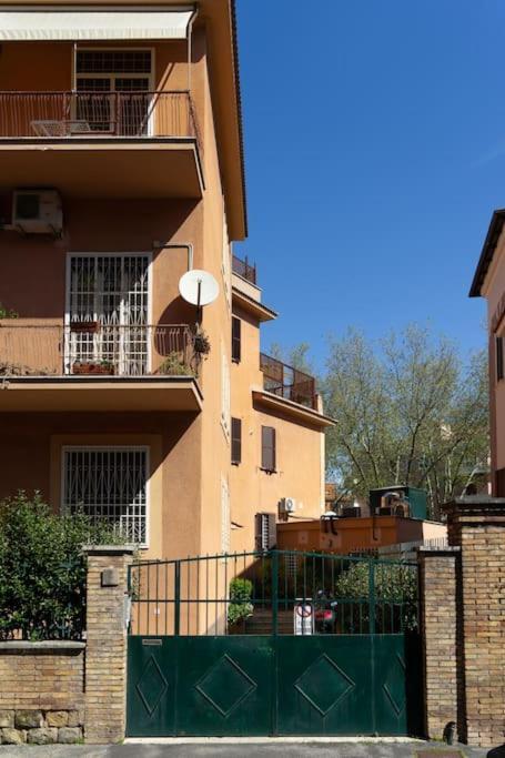 Corradi 4 With Terrace Appartamento *