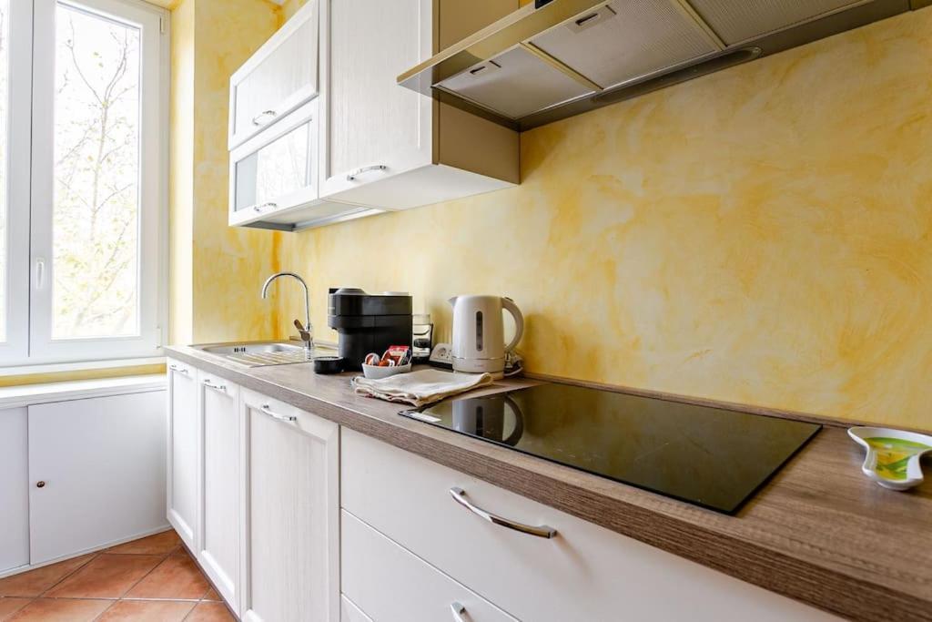 Appartamento Corradi 4 With Terrace Roma