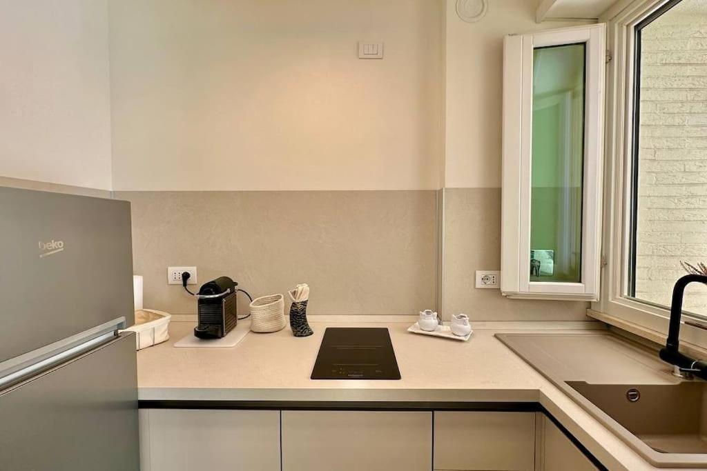 Elegant With Terrace In Balduina Roma