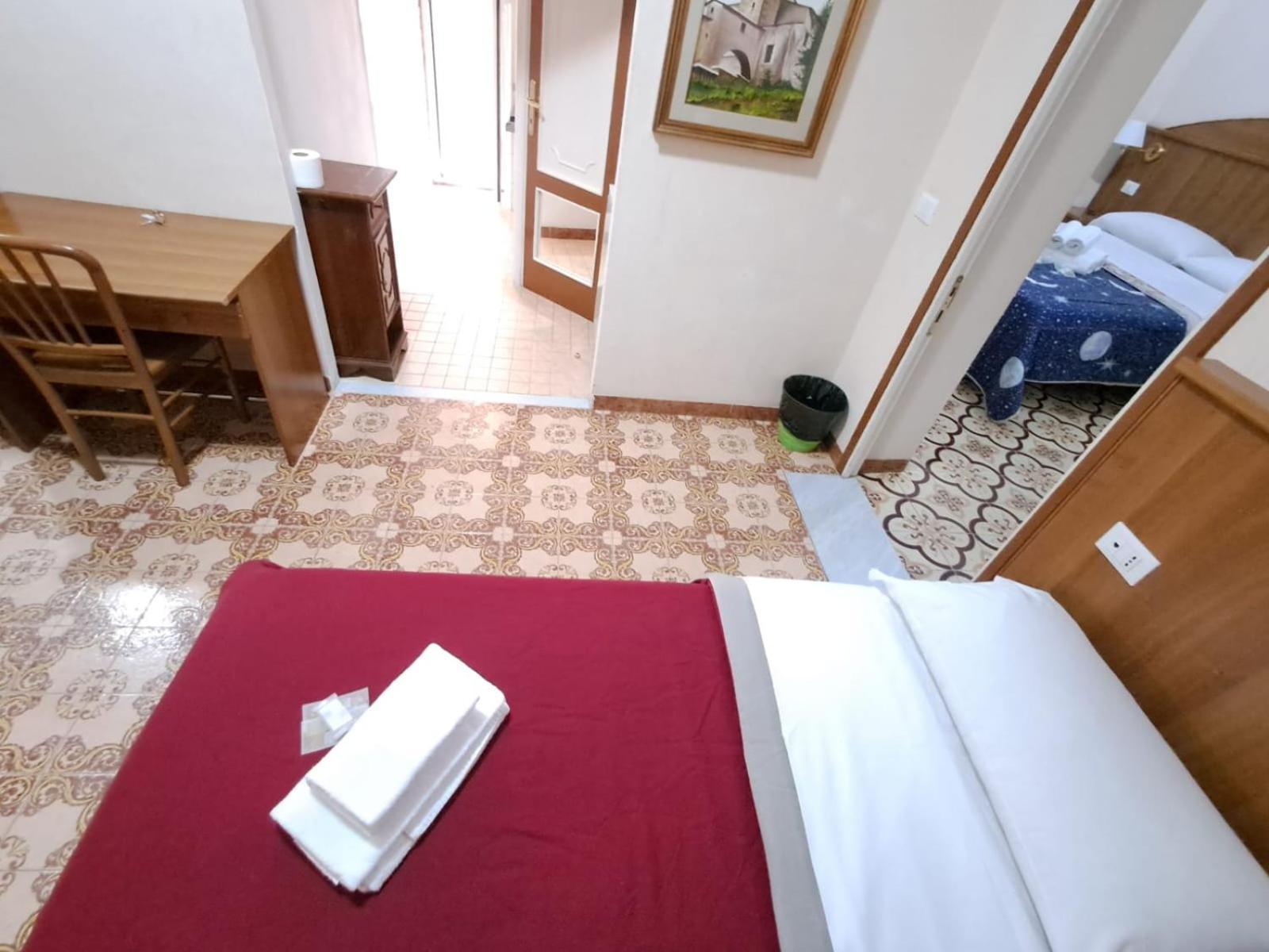 Nahid Casa de hóspedes Roma