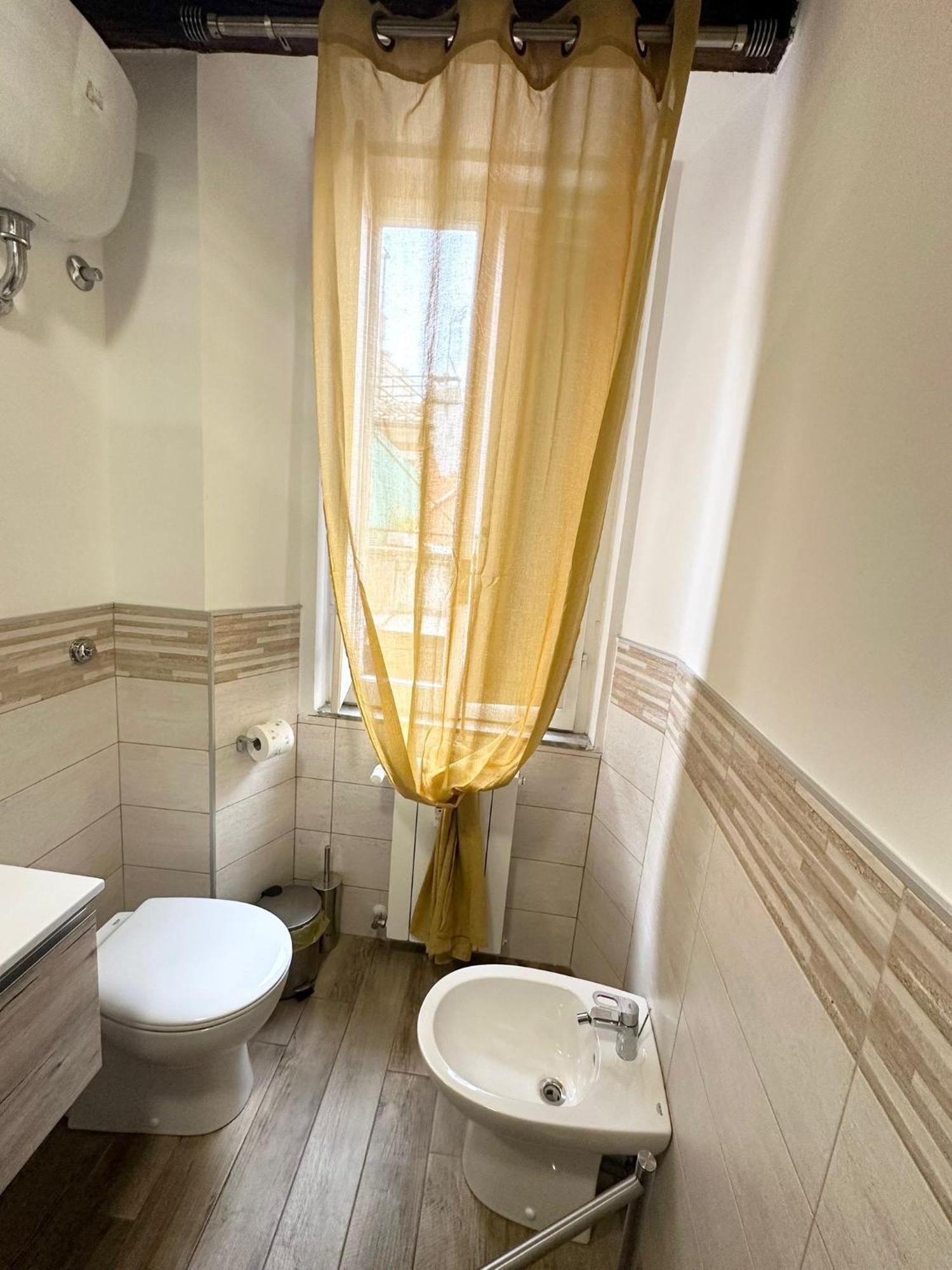 Apartamento Domus Incantevole Vicino Colosseo Foro Roma