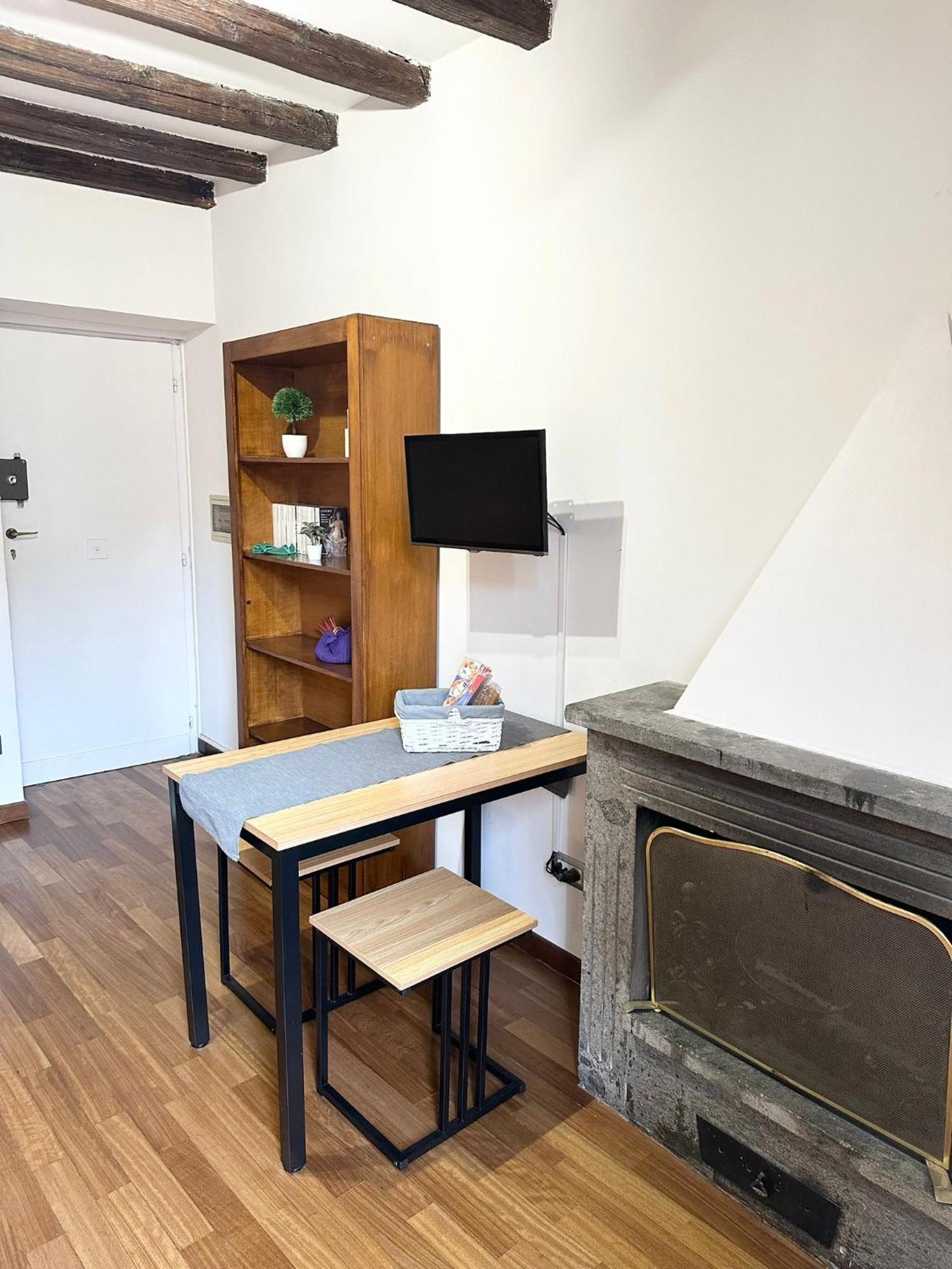 Apartamento Domus Incantevole Vicino Colosseo Foro Roma