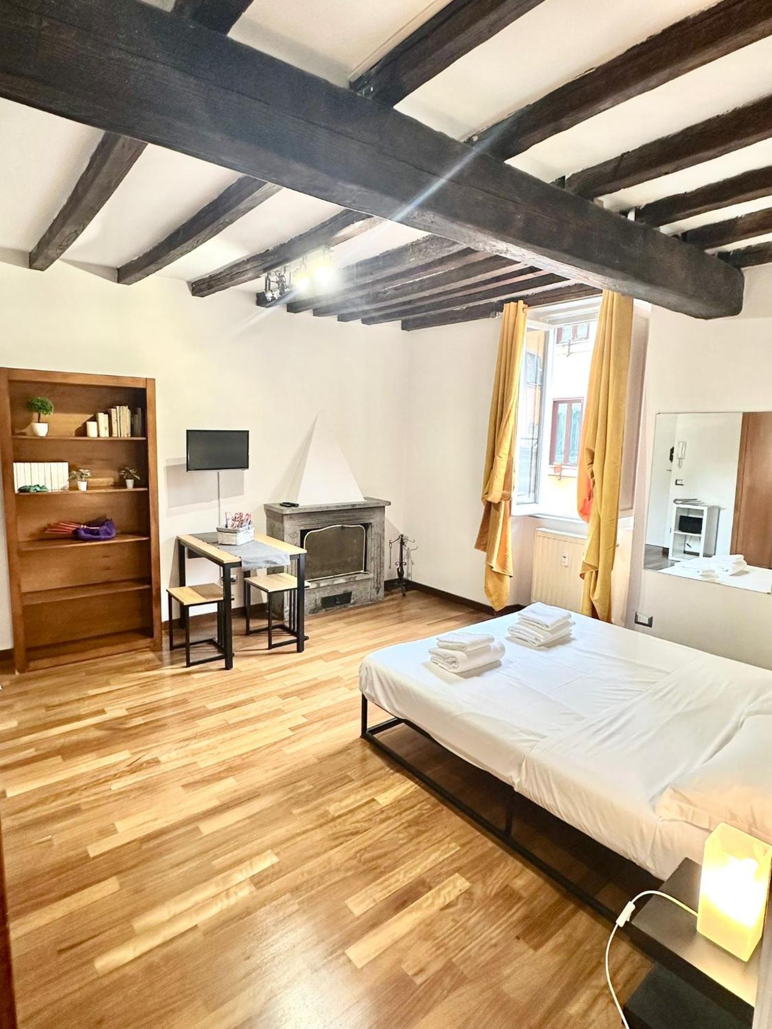 Domus Incantevole Vicino Colosseo Foro Apartamento