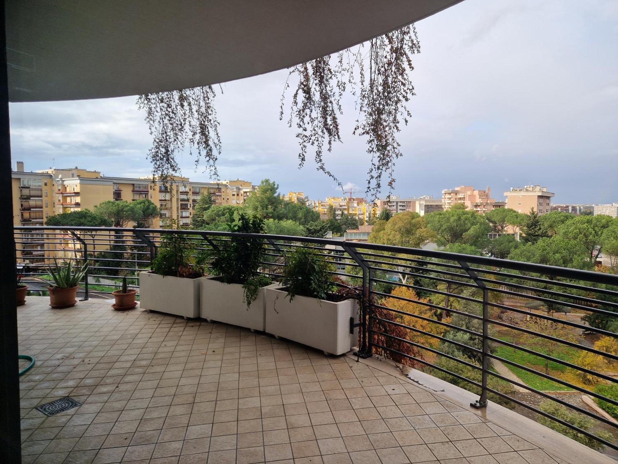 5 Floor * Roma