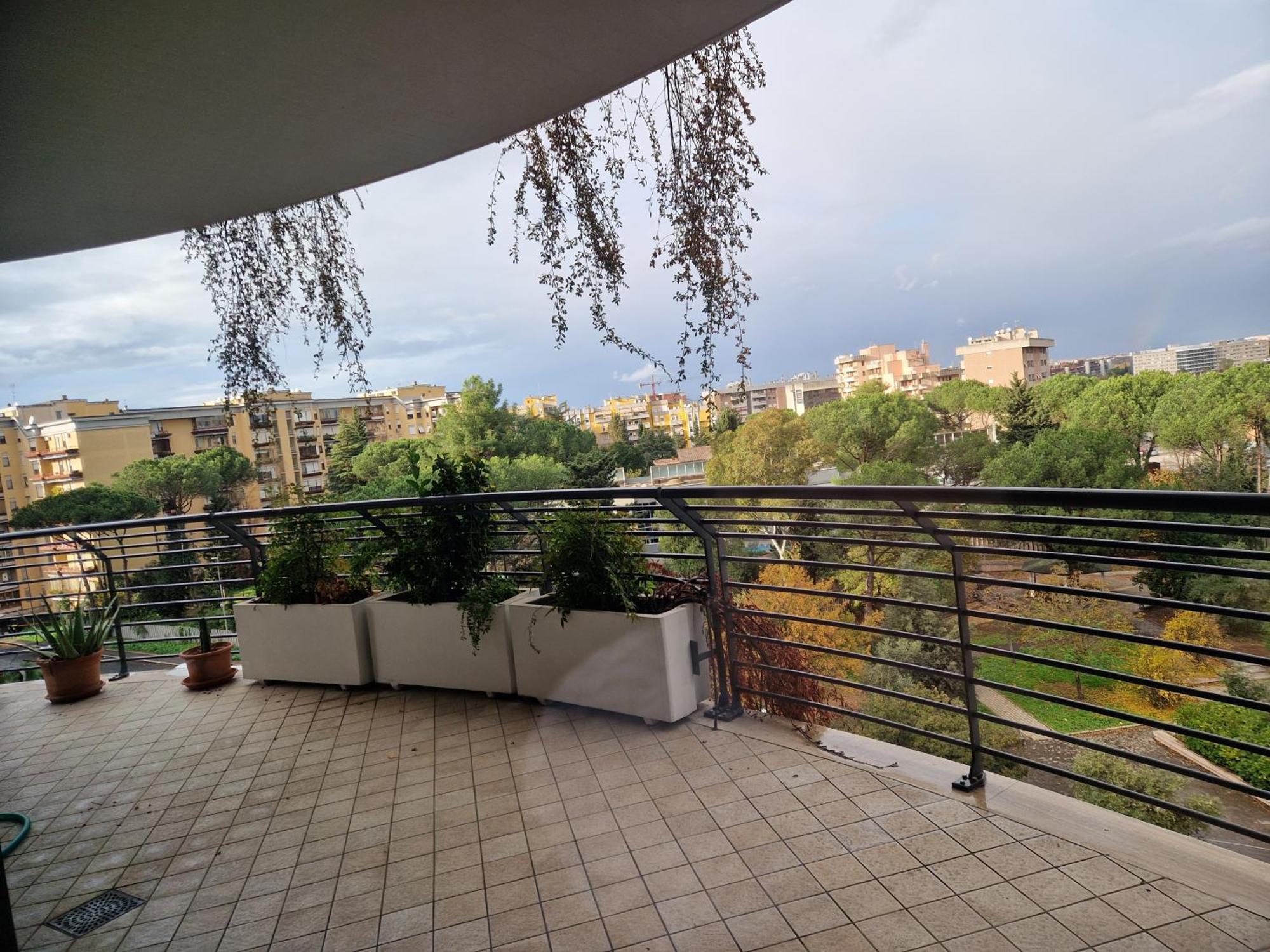 5 Floor Roma