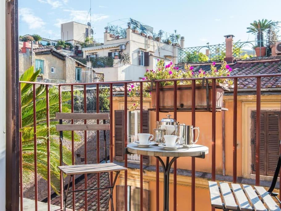 Luxury Spanish Steps Terrace Apartment Rom