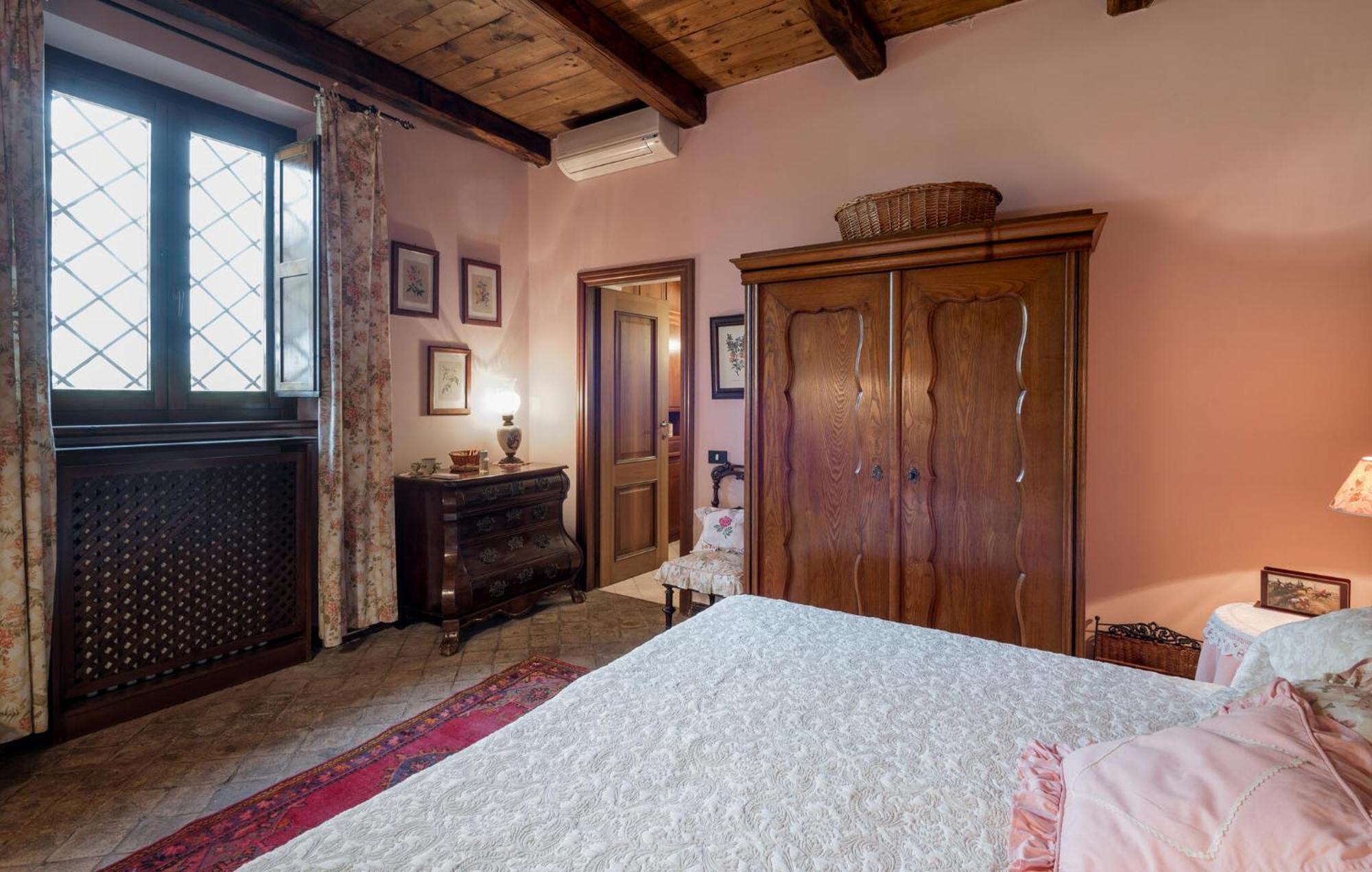 Casa vacanze Cozy In With Kitchen