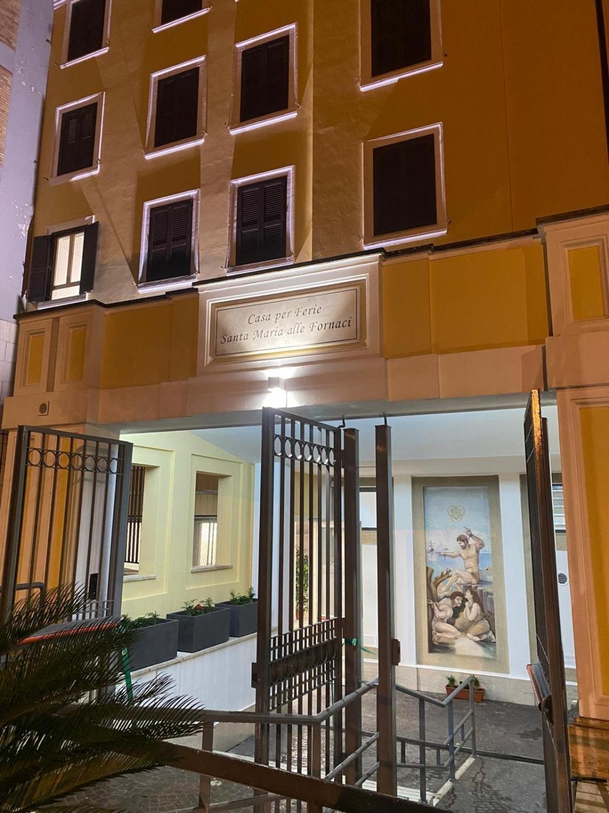 Casa Per Ferie Santa Maria Alle Fornaci 3* Roma